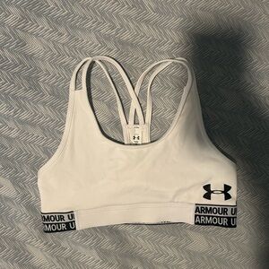 Under Armour Girls Sports Bra